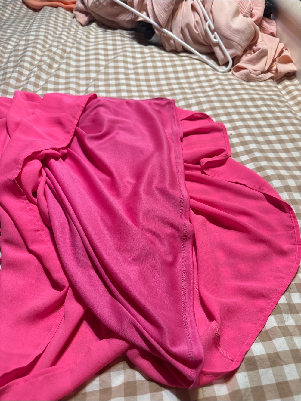 ANDREE BY UNIT Hot Pink V-Neck Mini Dress - Picture 5 of 7
